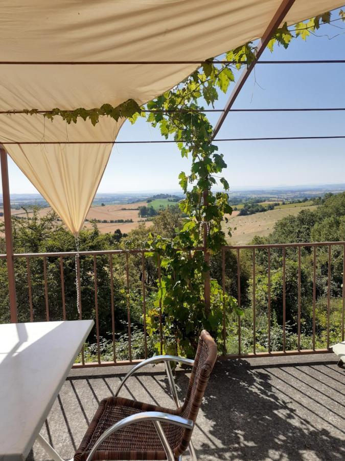 La Bleuette Pensionat Montmaur  Exteriör bild